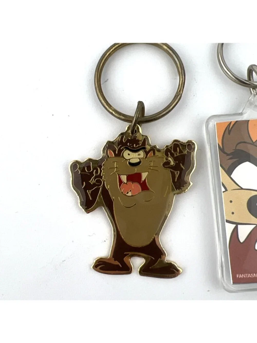 2 Vtg Taz Tazmanian Devil Looney Tunes Warner Brothers  Keychains 1989 and 1993